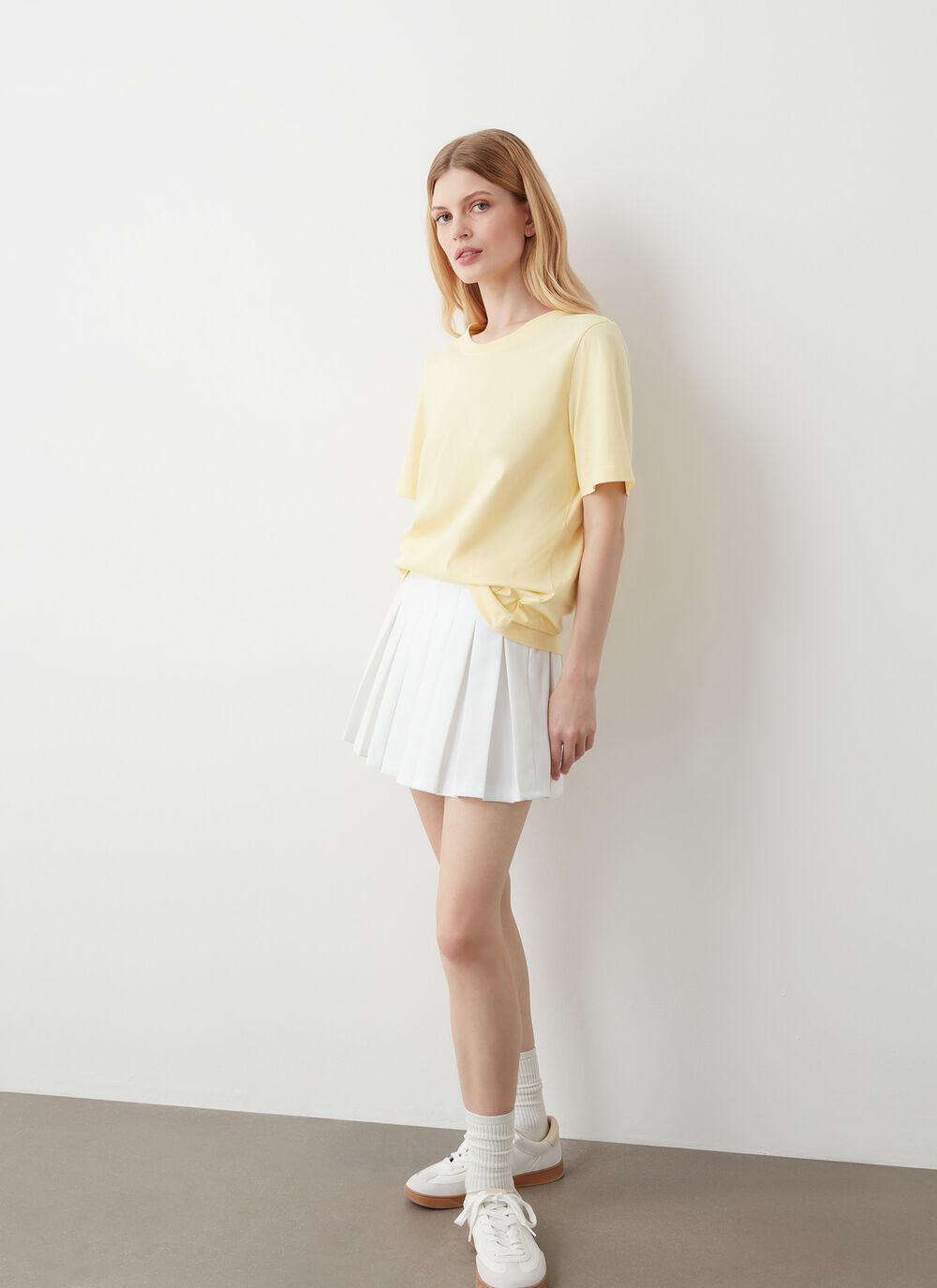 Solid colour t-shirt image number 1