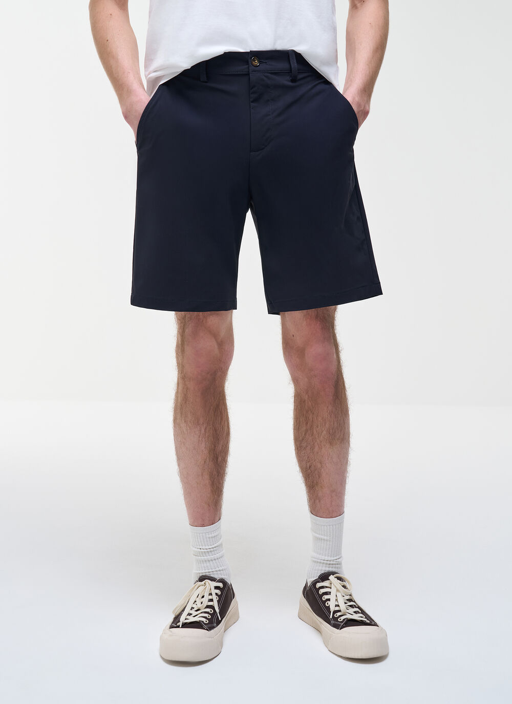 Easy-care chino shorts image number 0