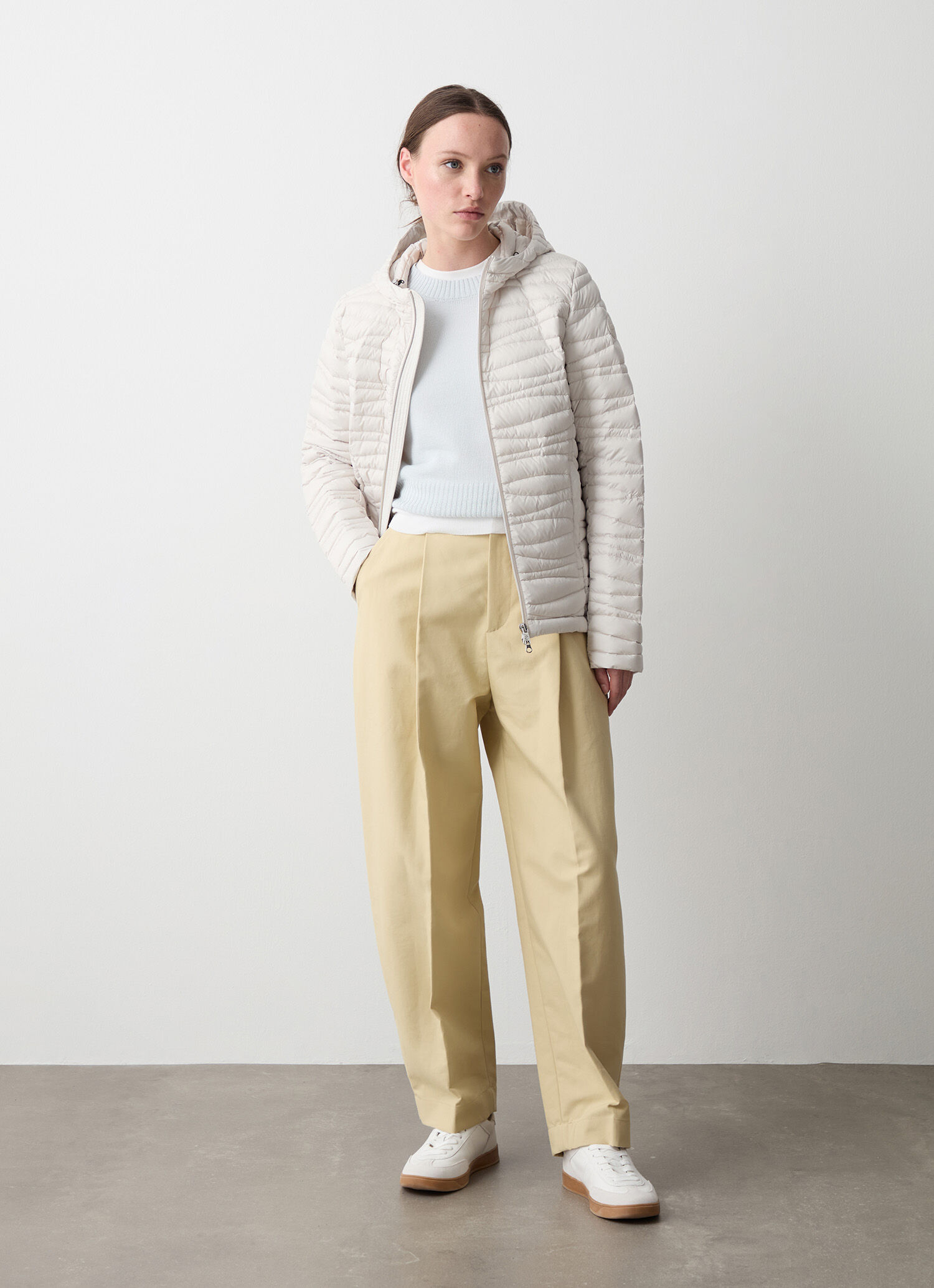 ダウンジャケット・コート COLMAR Women Bubble Jackets 2172 9VX 219 Beige Hooded down jacket with wave quilting - PORCELAIN BEIGE | Colmar