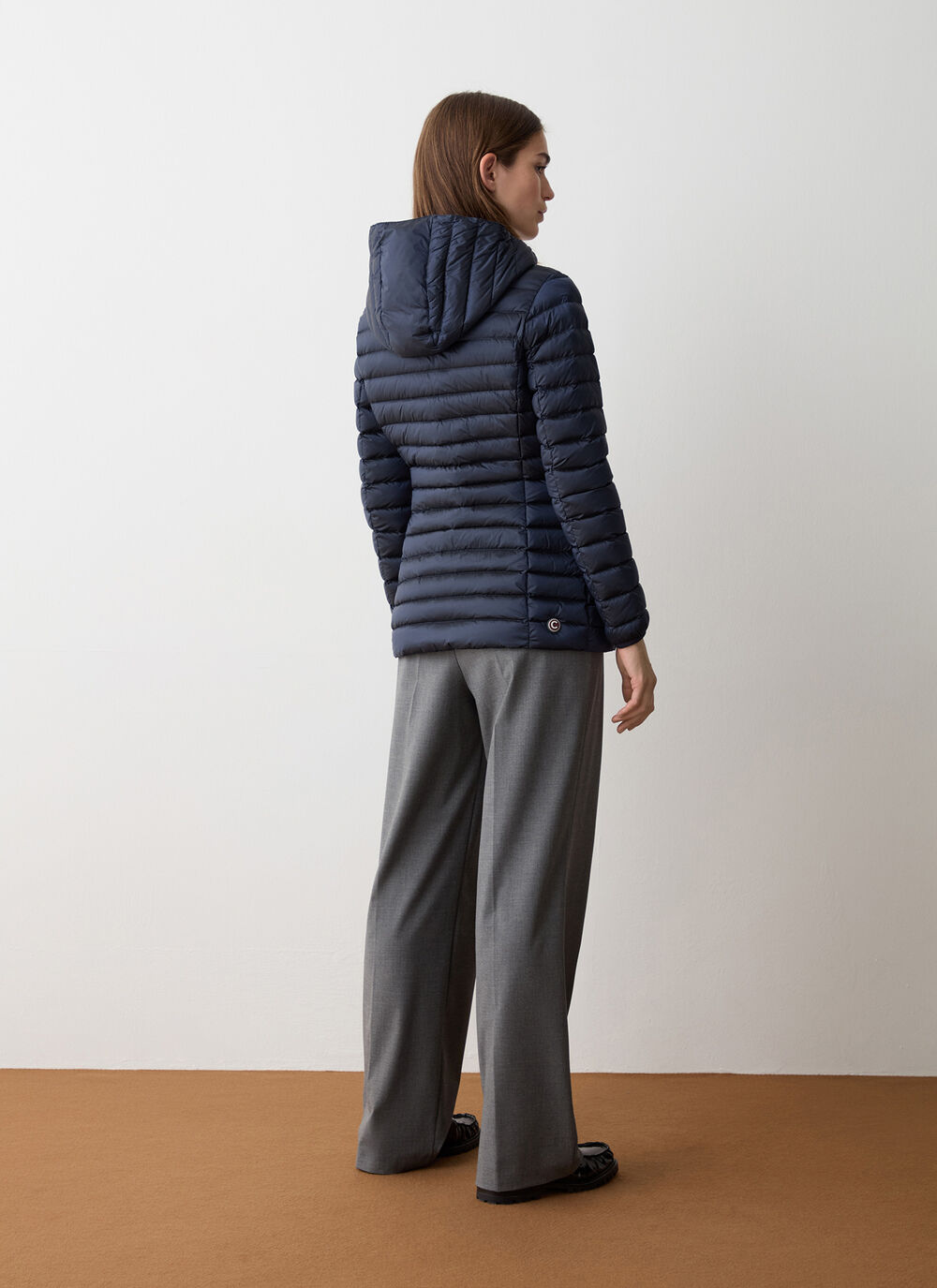 Taillierte Daunenjacke mit Kapuze image number 3