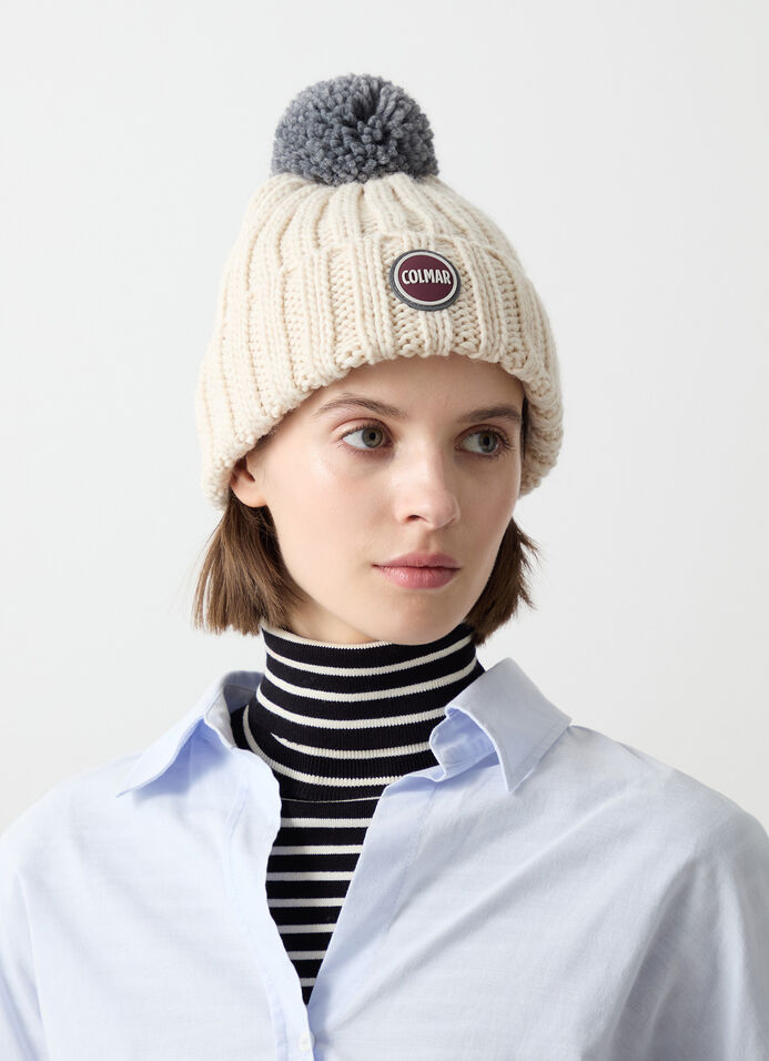 Unisex cap with pom-pom image number 0