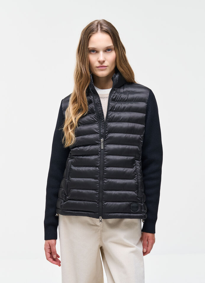 Glossy hybrid jacket