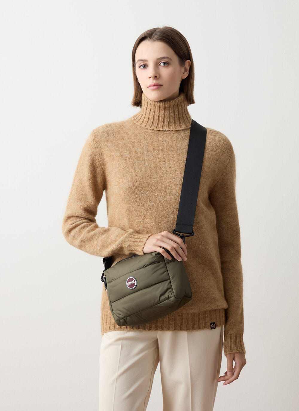 Quilted unisex crossbody bag image number 0