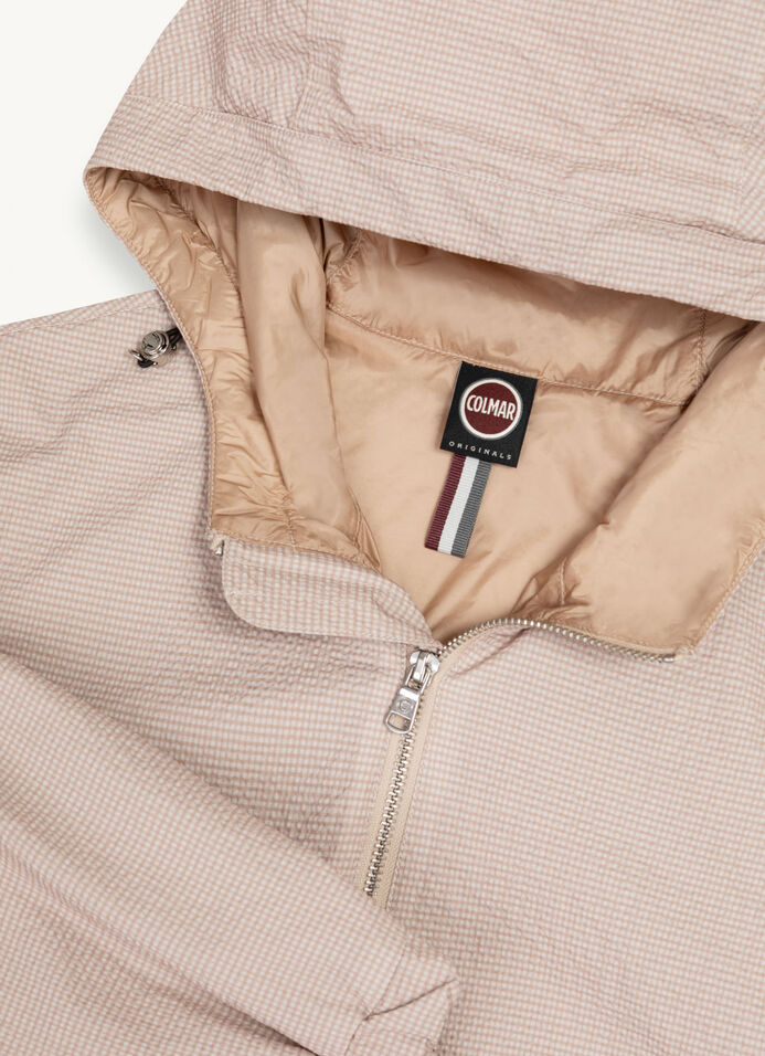 Hooded seersucker-effect jacket image number 5