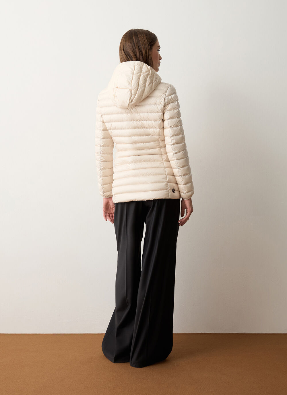 Fitted down jacket with hood image number 3