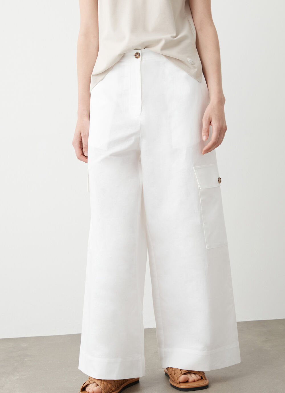 Linen cargo trousers image number 0