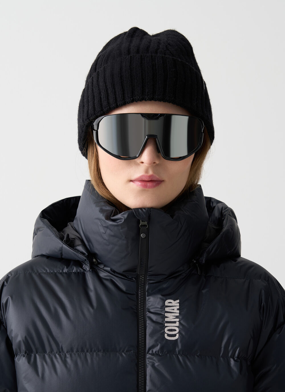 Puffy padded ski jacket image number 2