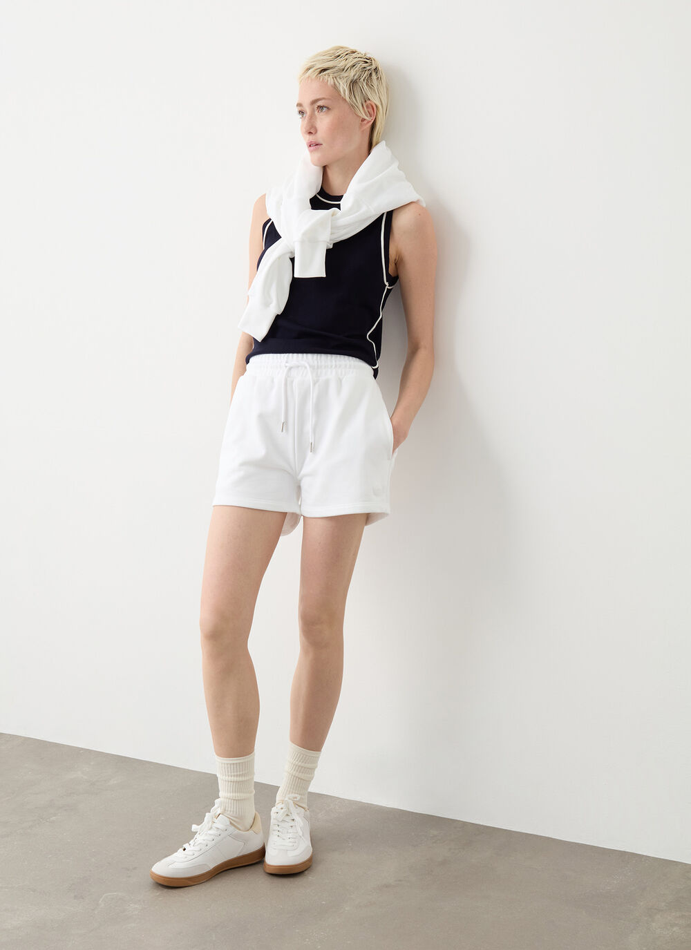 Sweatshorts image number 0