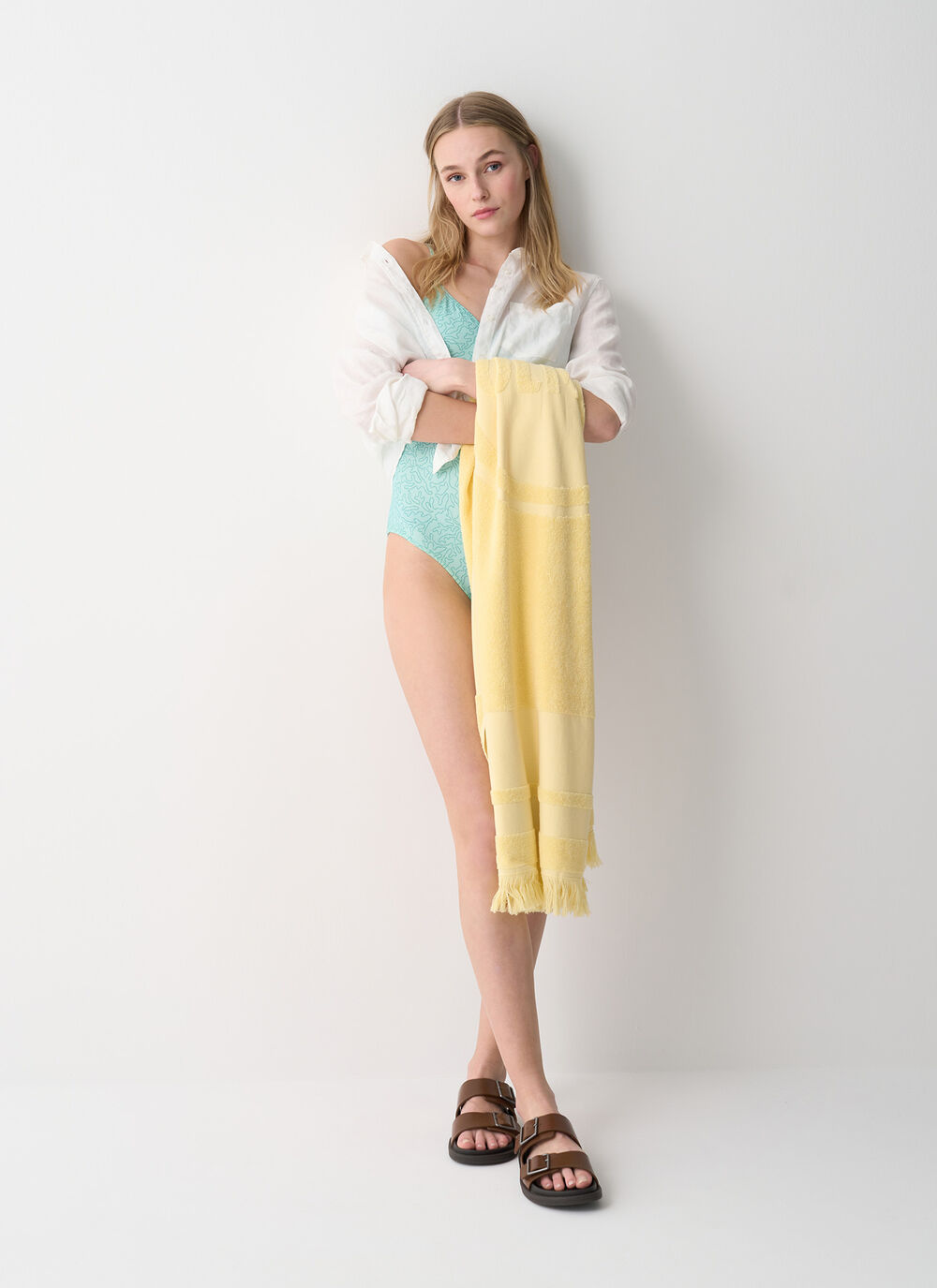 Terry beach towel image number 0