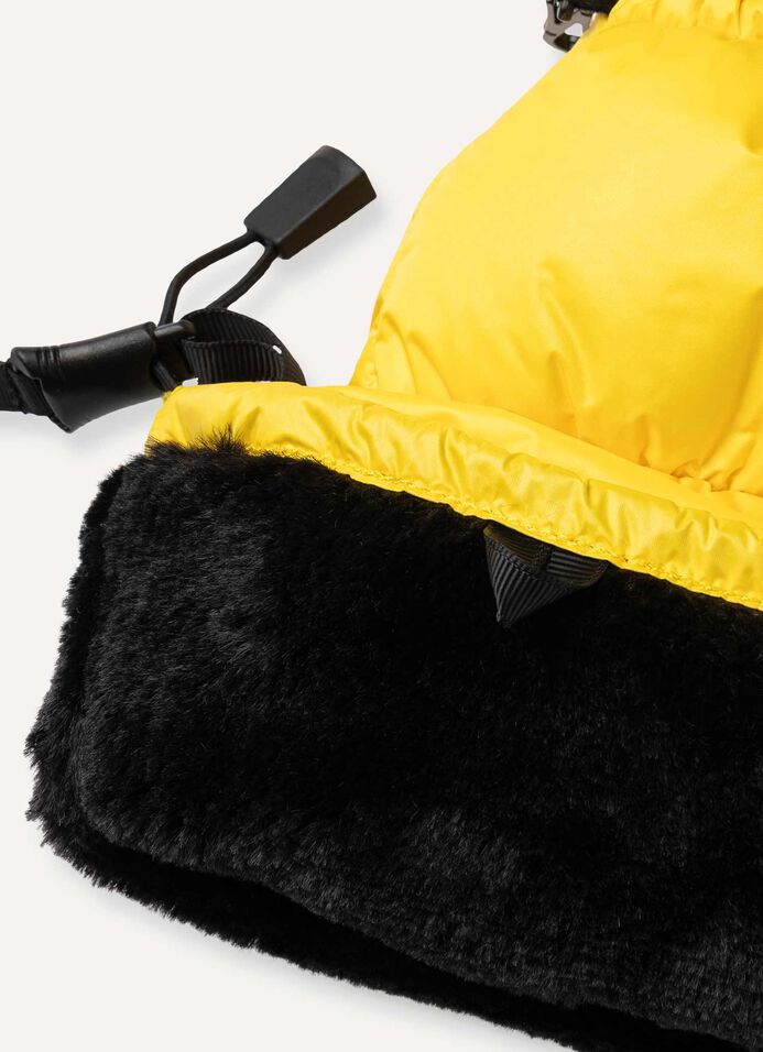 Women's Puffy ski mittens image number 2