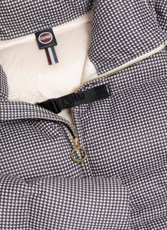 Houndstooth-print down jacket with high collar image number 6