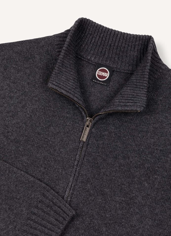 Full-zip pullover image number 6