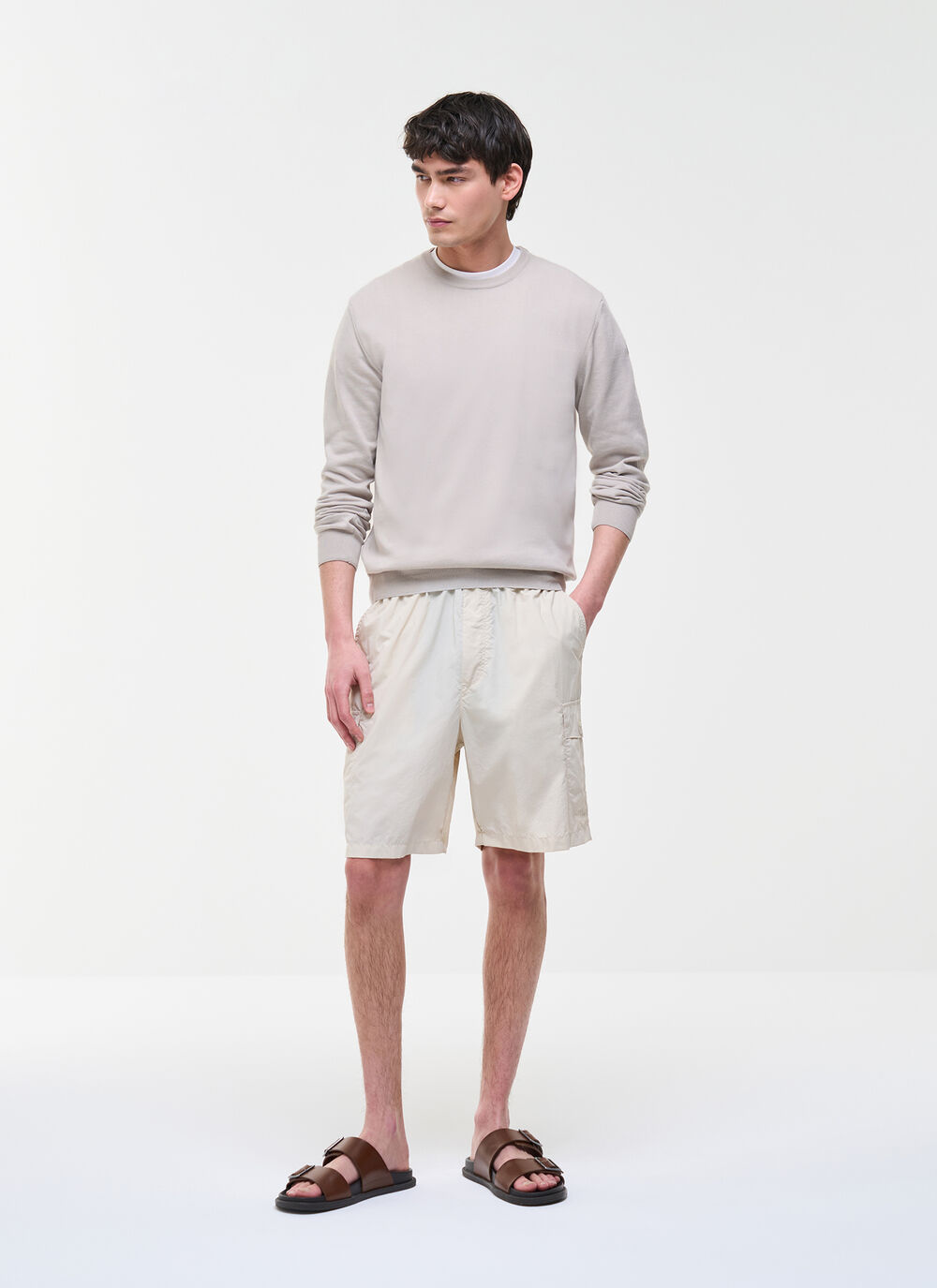 Branded organic cotton pullover image number 1