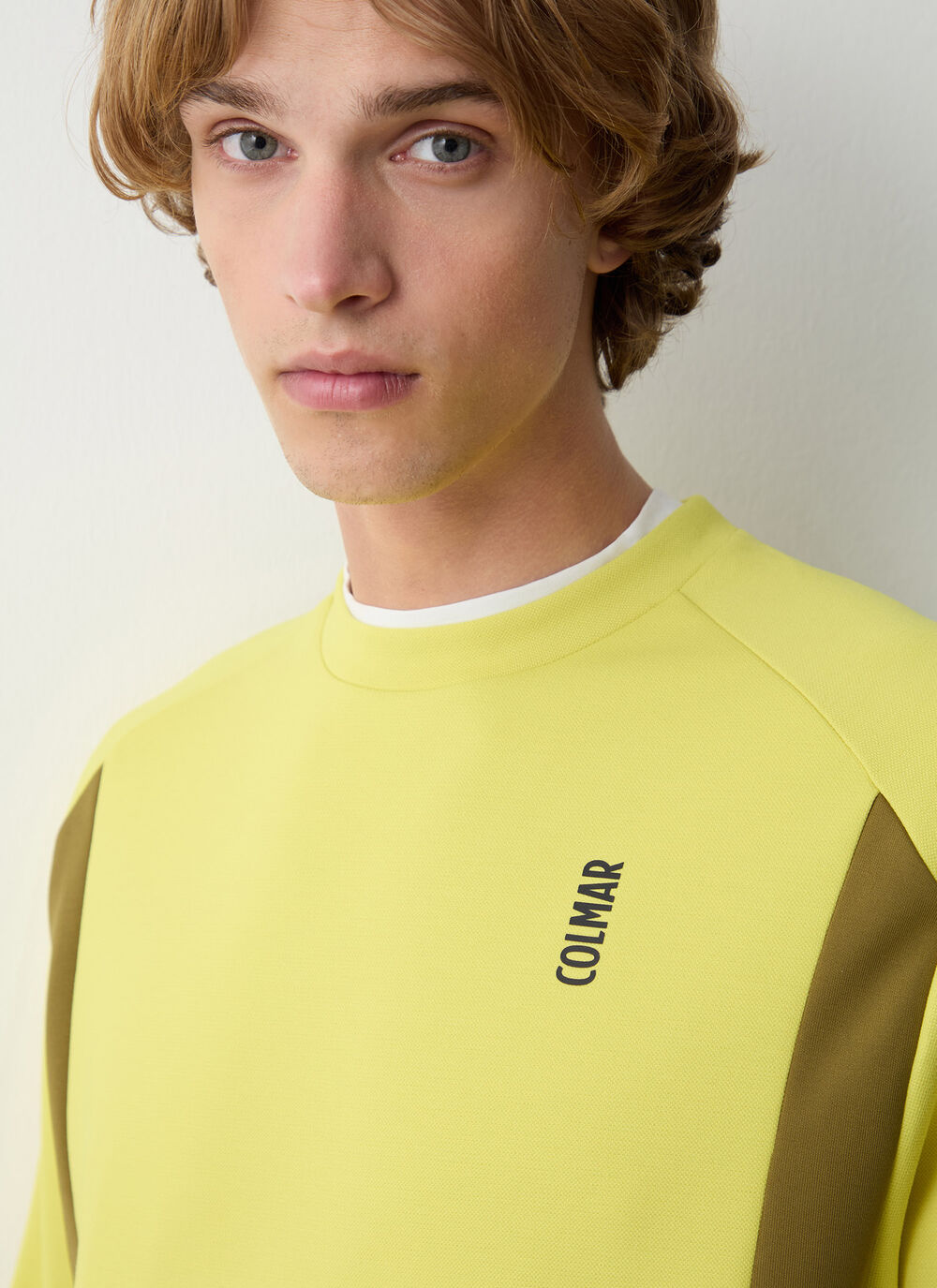 Stretch crew-neck sweatshirt image number 1