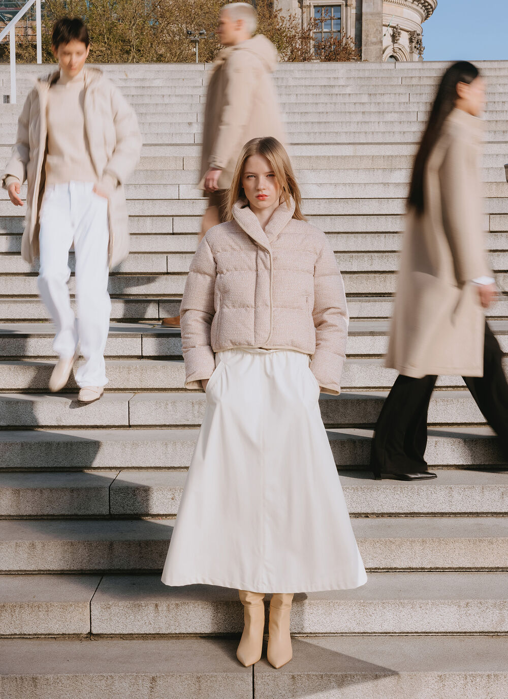 Piumino cropped effetto boucl&eacute; image number 7