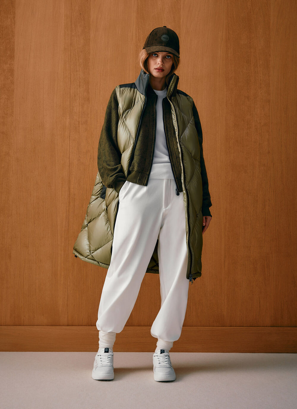 Colour-block down-padded maxi-vest image number 0