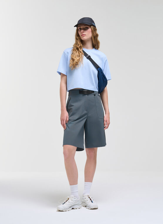 Bermuda shorts with bi-stretch fabric belt