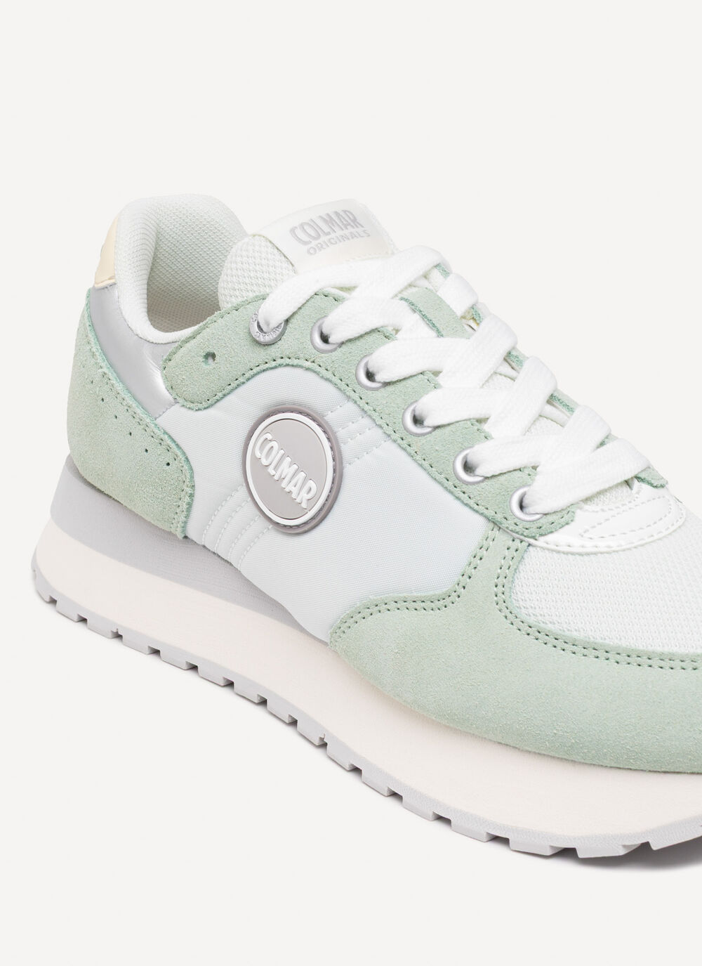 Women's Travis Authentic High Sole Sneakers image number 2