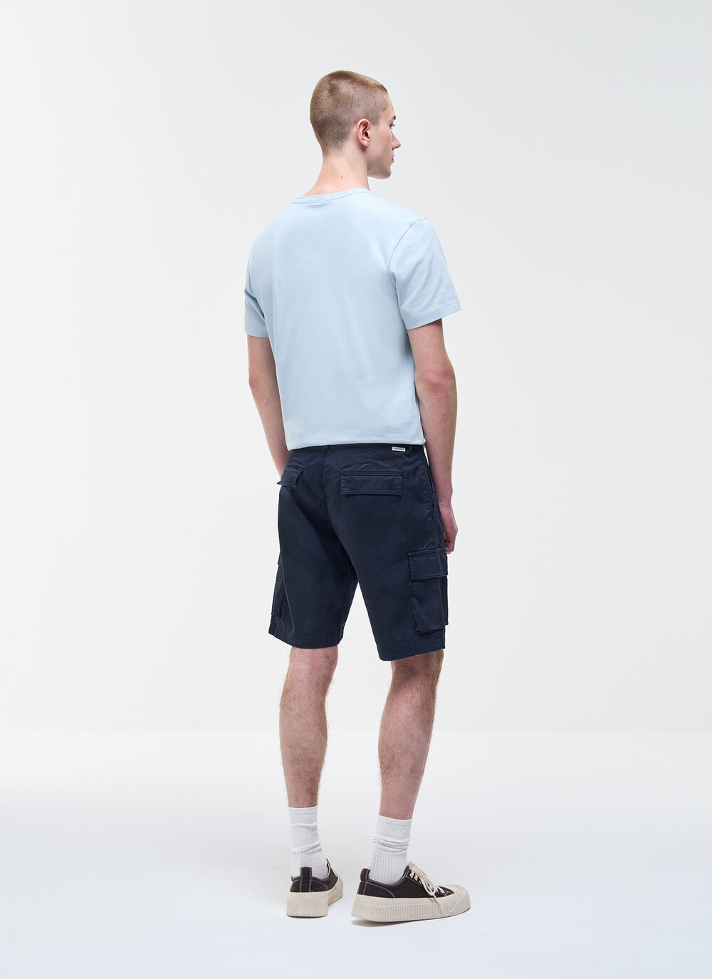 Cotton bermuda cargo shorts image number 3