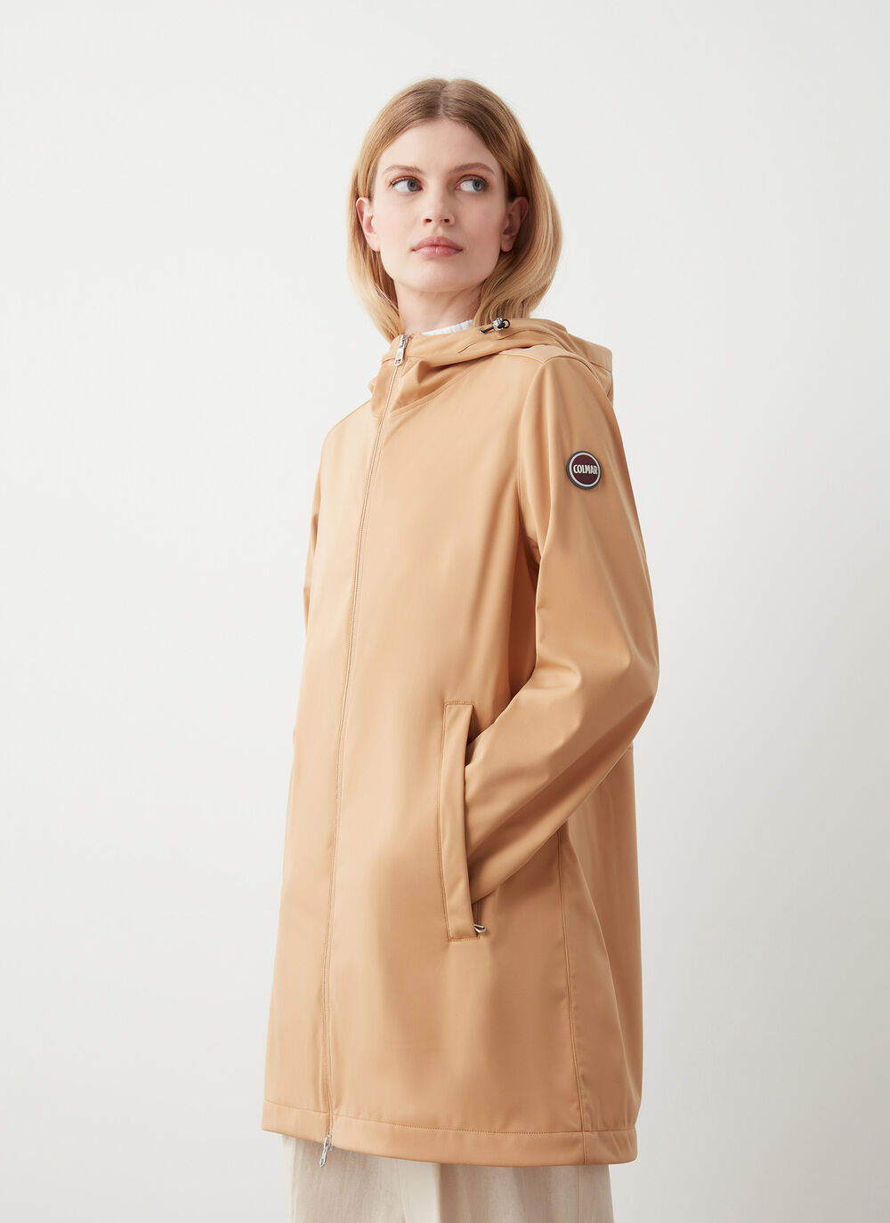 Long softshell jacket image number 0