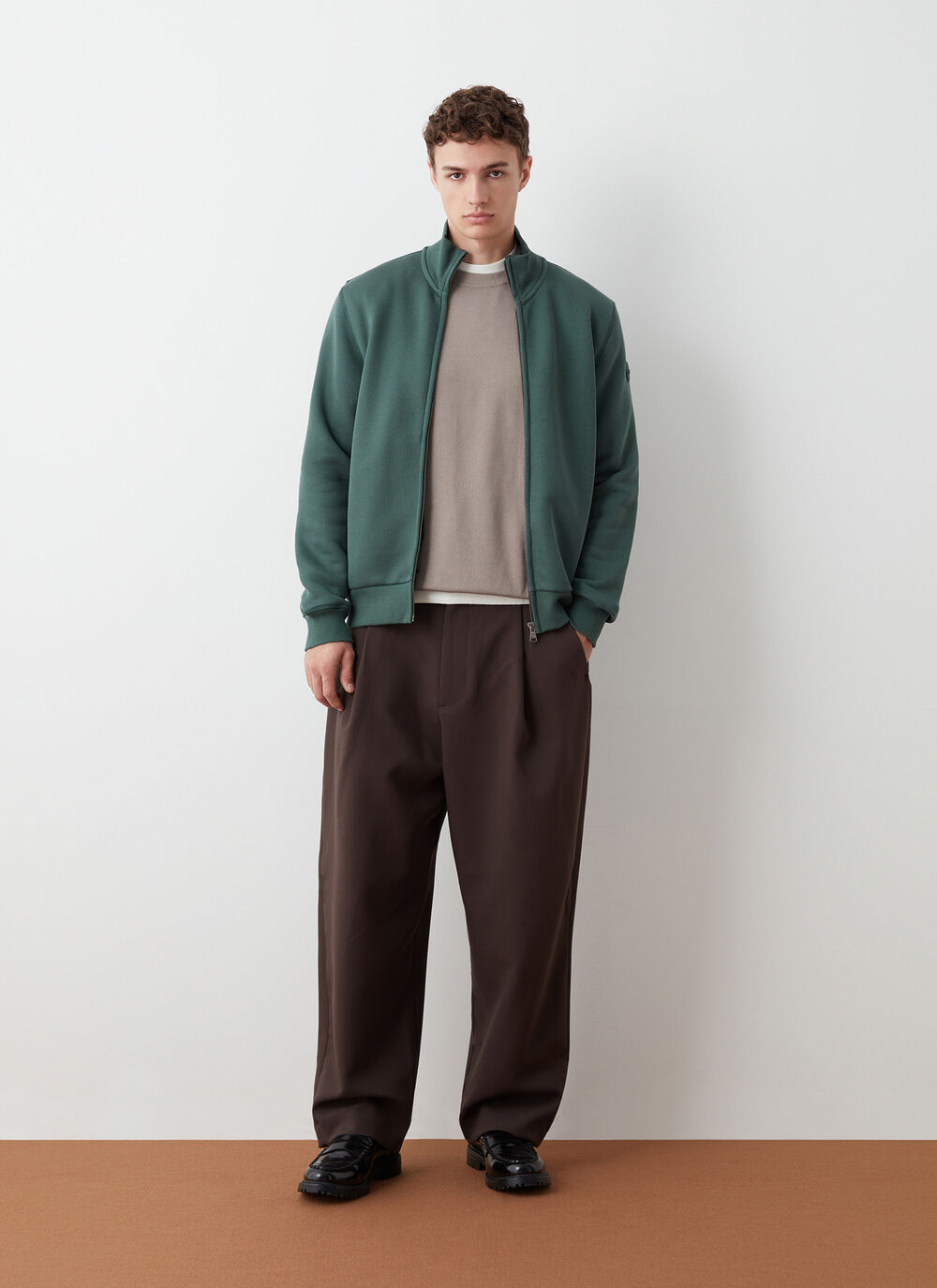 Felpa con zip trama diagonale image number 0