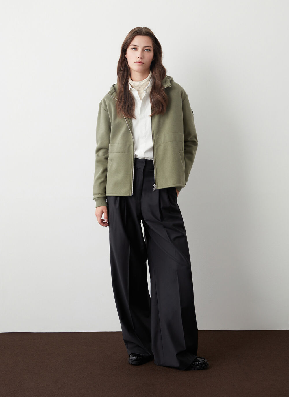 Sweat zipp&eacute; avec cordon de serrage &agrave; la taille image number 1