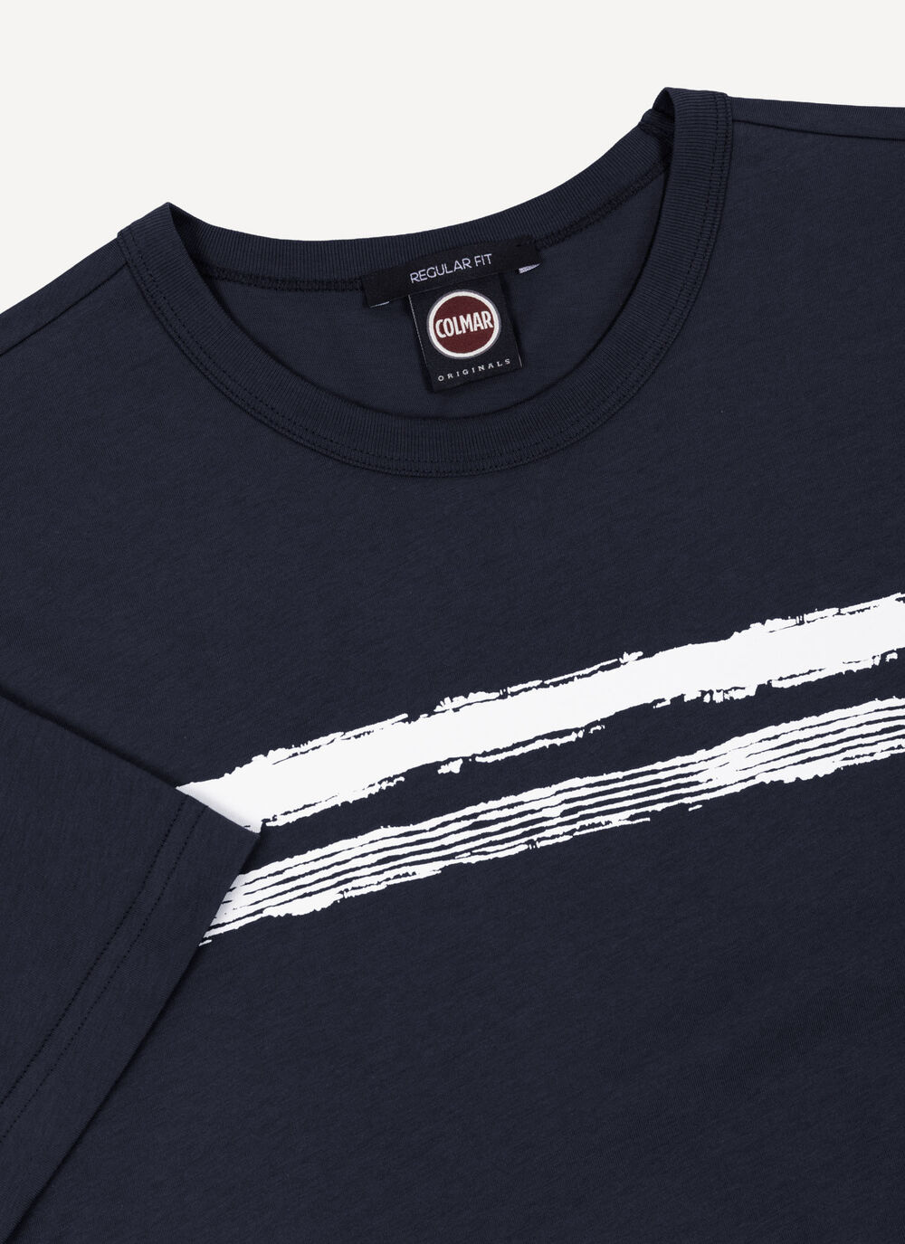 Camiseta con gr&aacute;fico en el pecho image number 6