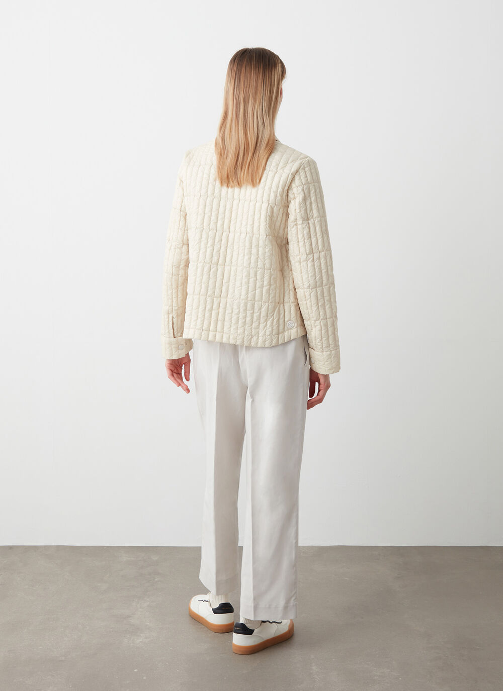 Shiny ultralight down jacket image number 3