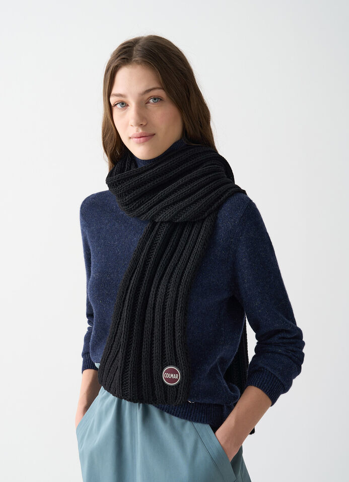 Long unisex rib-knit scarf image number 0