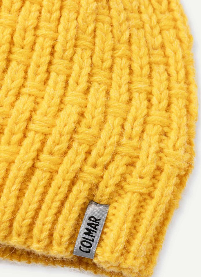 Women’s hat with faux fur pom-pom image number 3