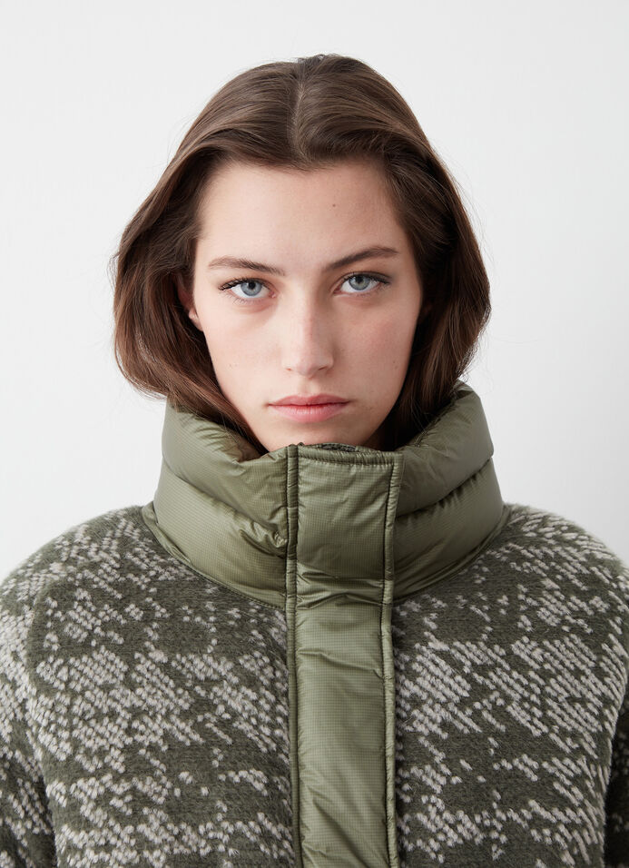 Jacquard down jacket with padded collar image number 2
