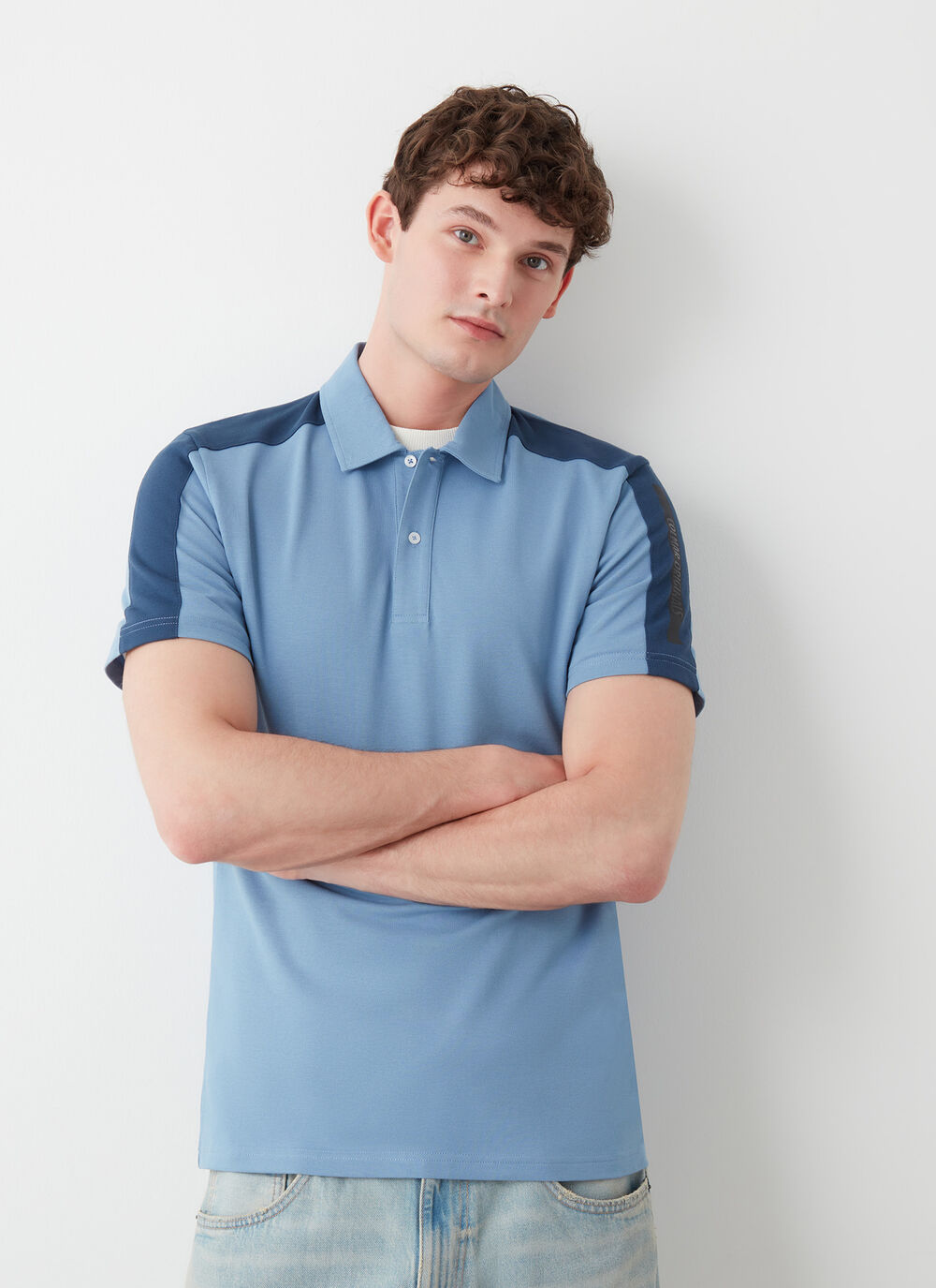 Two-tone piqu&eacute; polo-shirt image number 2