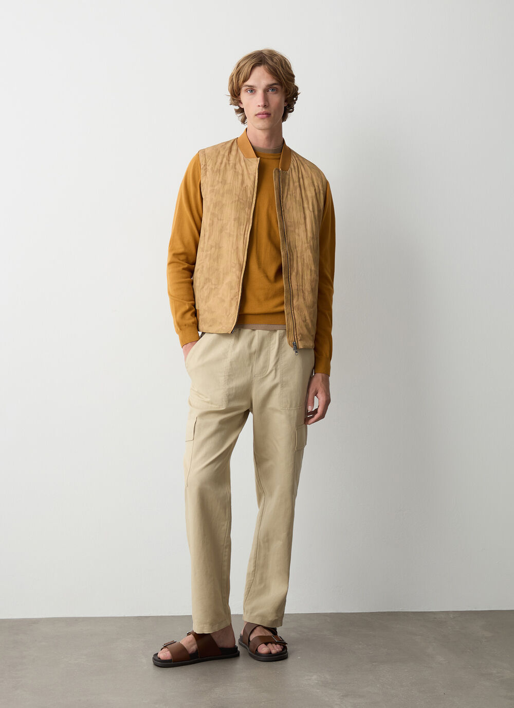 Camouflage down-padded gilet  image number 0