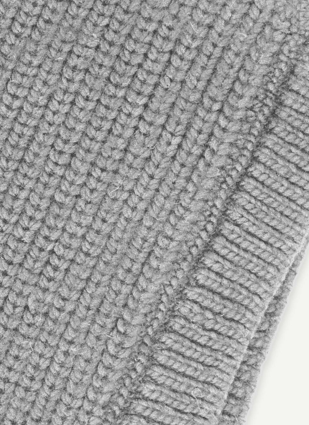 Women's knit balaclava image number 3