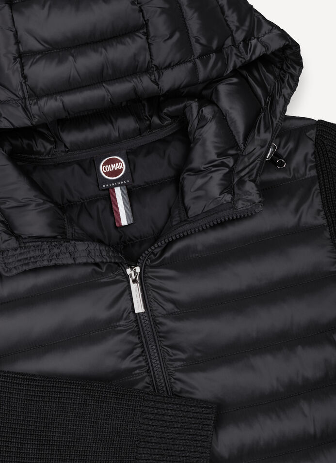 Hooded jacket with knit sleeves image number 6