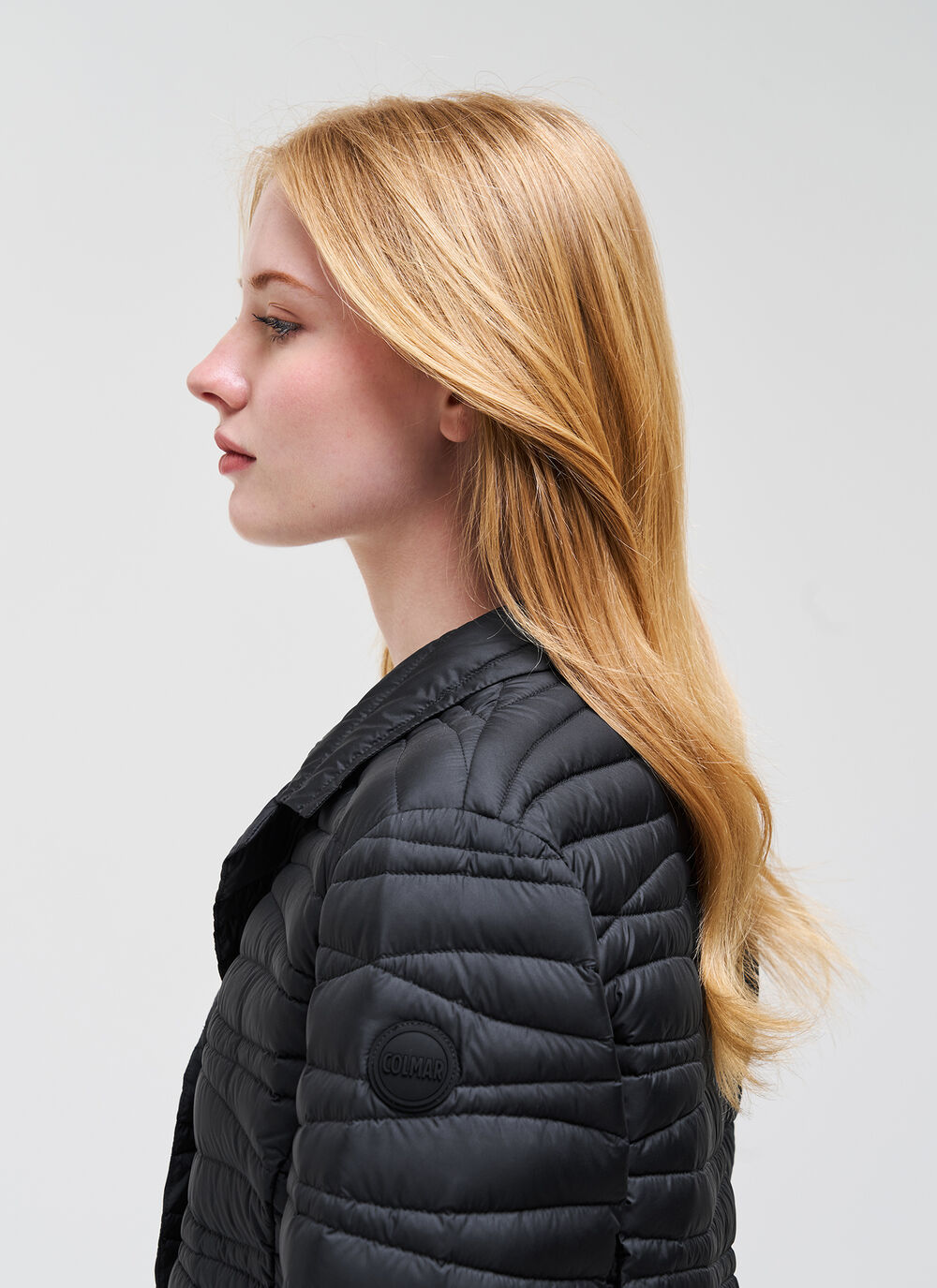 Down-padded blazer with wavy quilting image number 2