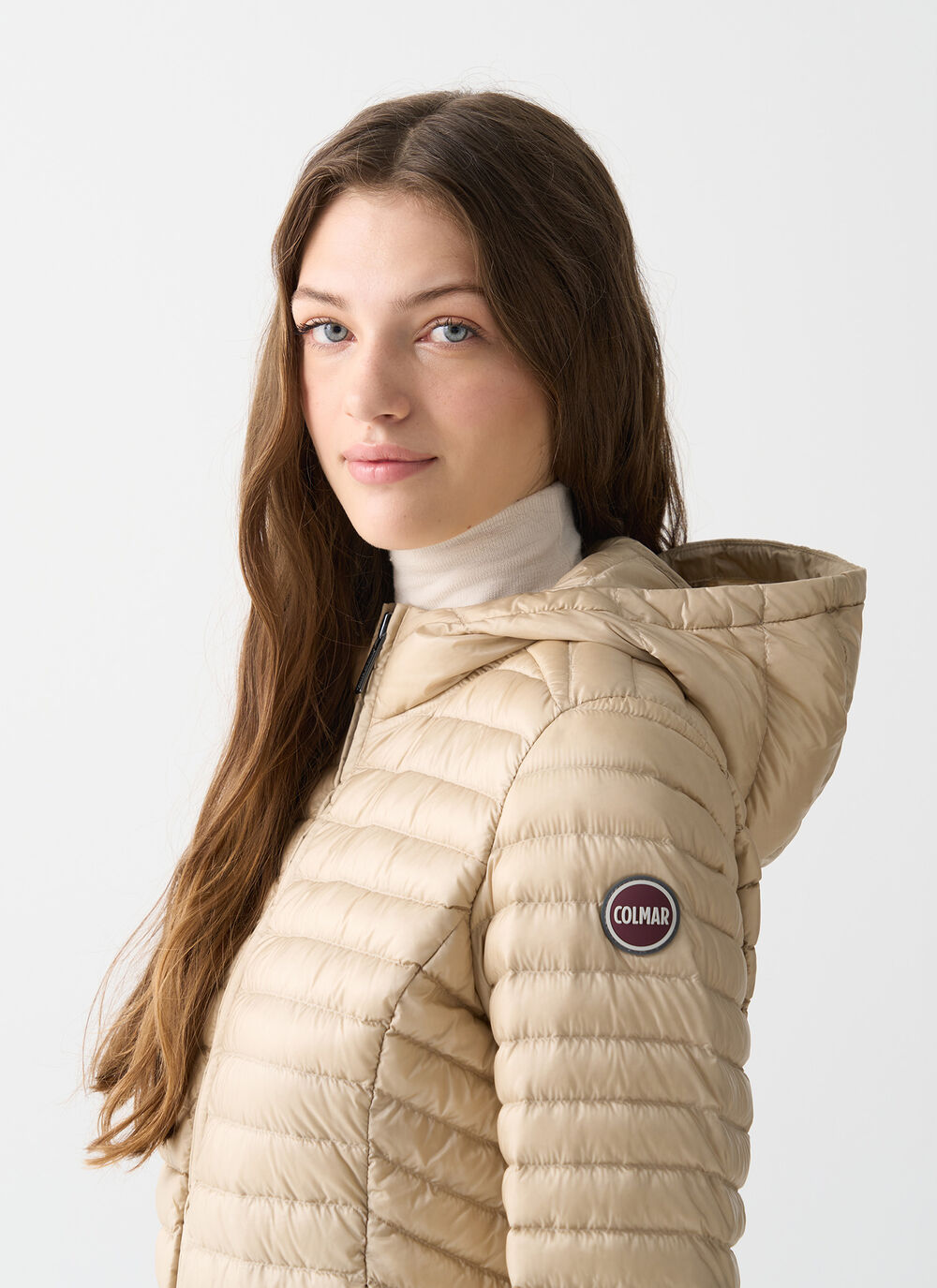 Leichte Daunenjacke mit Kapuze image number 2