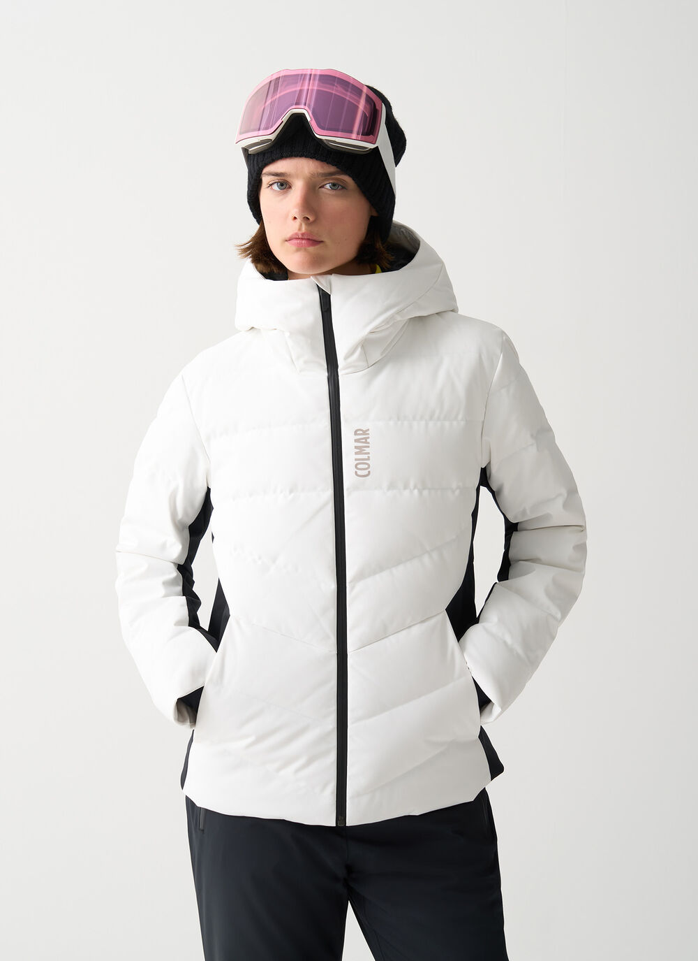 Shaping padded ski jacket image number 1