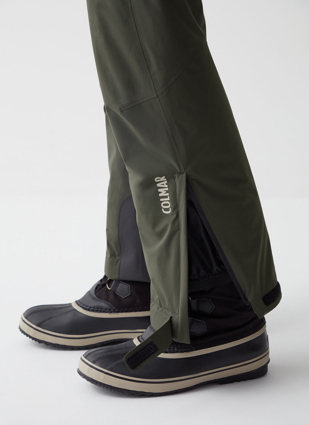 Two-way stretch padded ski salopettes image number 3