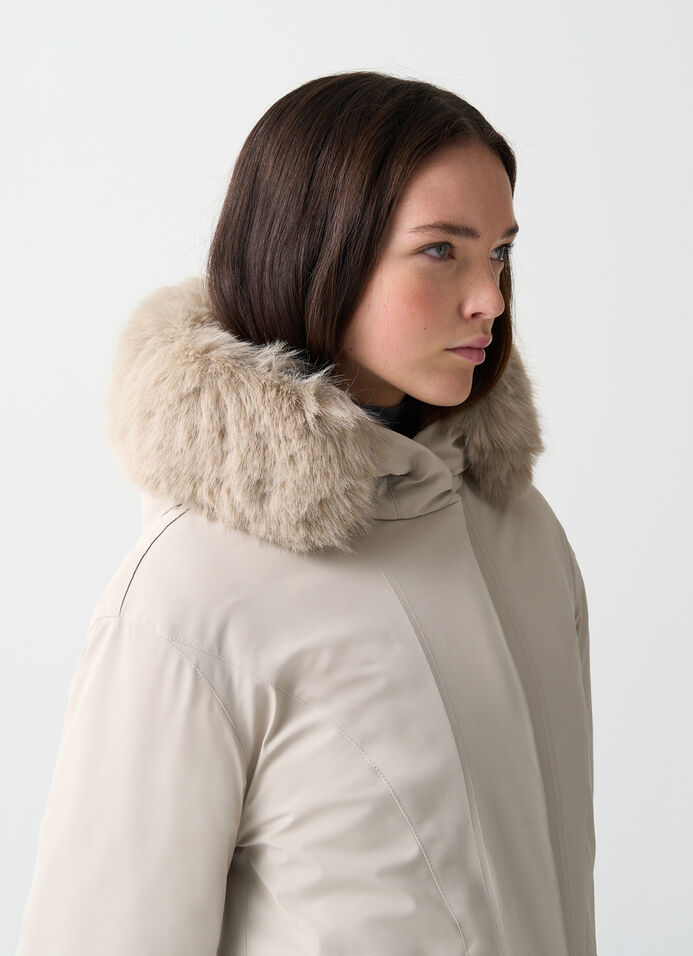 Doudoune longue imperméable avec imitation fourrure image number 2