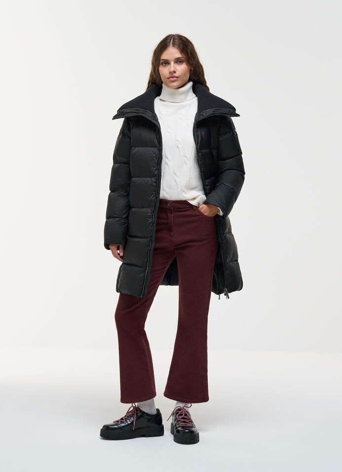 Long down jacket with wide collar