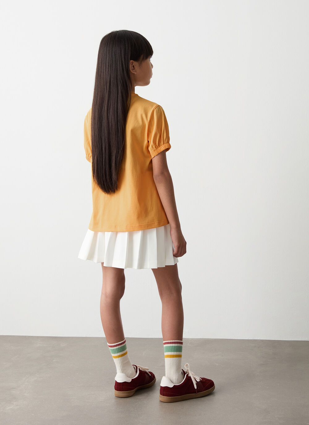 T-shirt with gathered sleeve image number 3