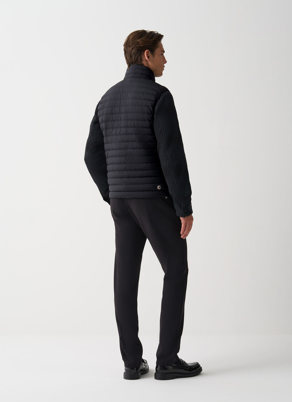 Light down vest with drawstring  image number 3