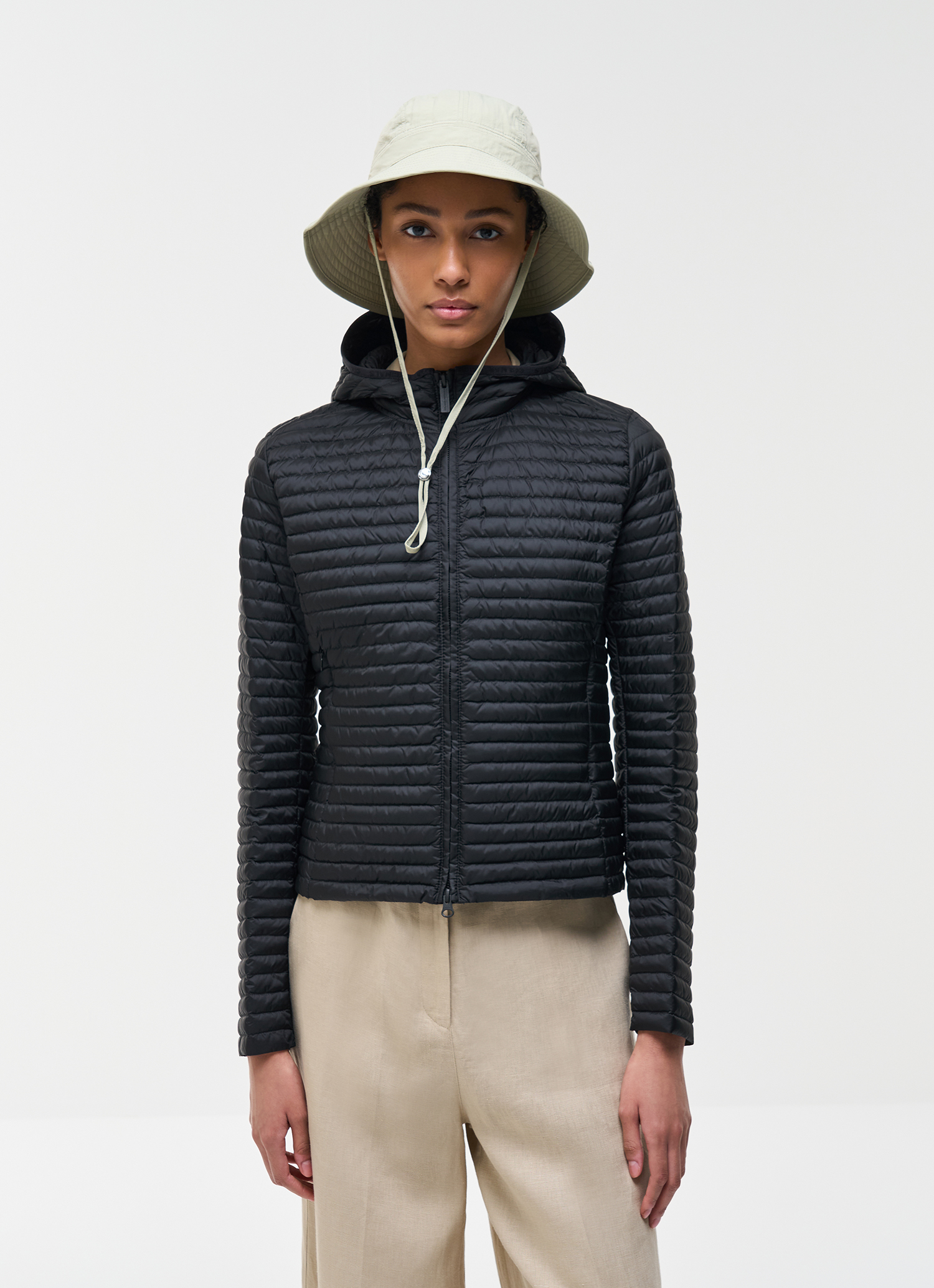 Colmar Ultraleichte Packbare Daunenjacke