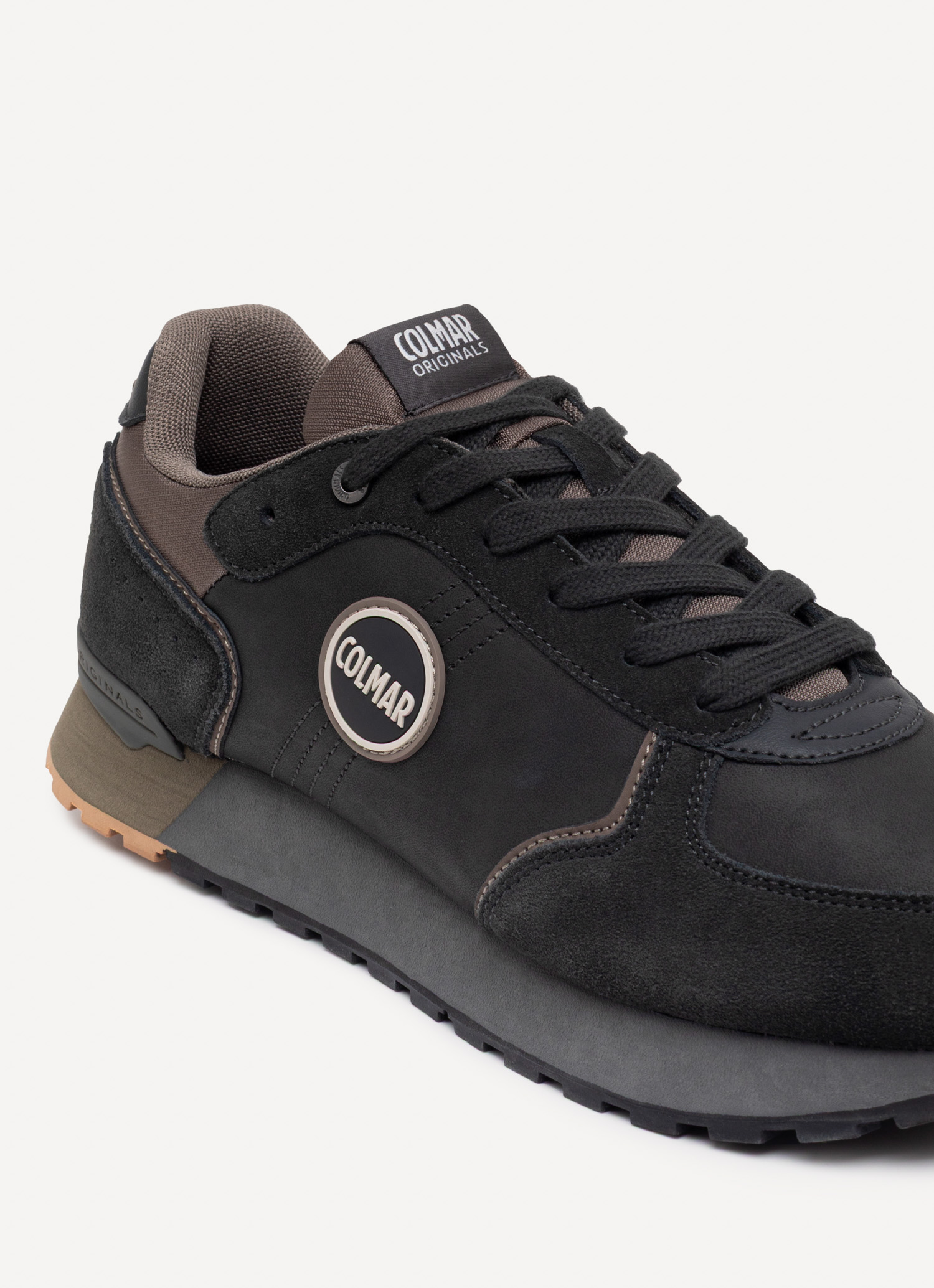 Colmar Herrensneaker Travis Boost