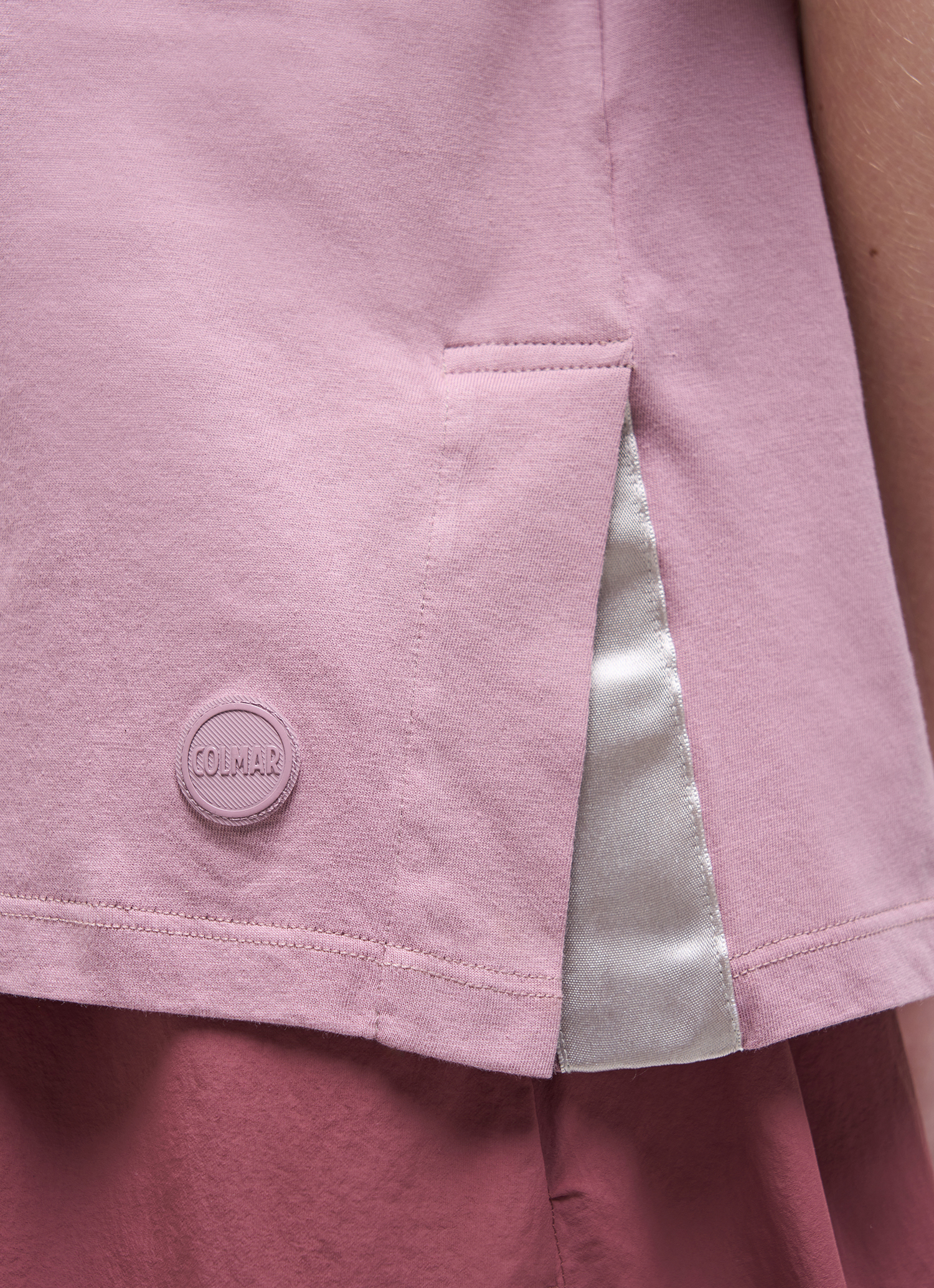 Colmar T-shirt Mit Seitlichen Schlitzen