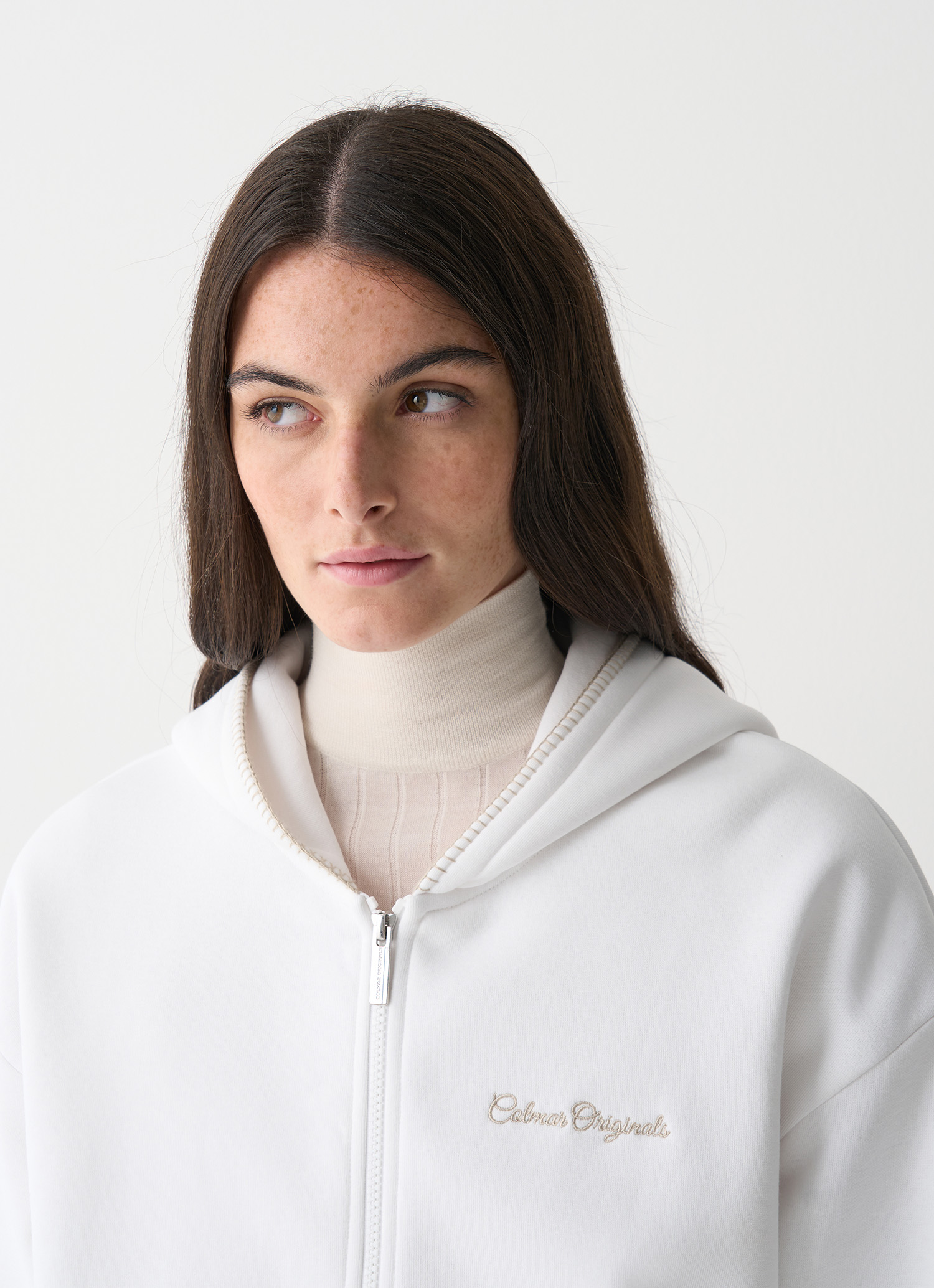 Colmar Sweatjacke Mit Durchgehendem Reißverschluss Und Stickerei